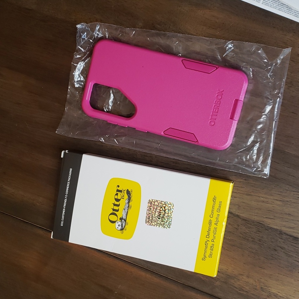 NWT Otterbox Galaxy S23 Commuter Series Case